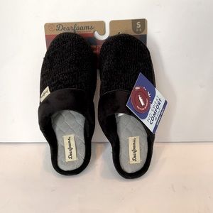 NWT Women’s Dearfoams slippers